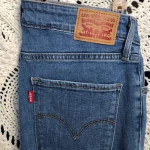 Levi jeans!